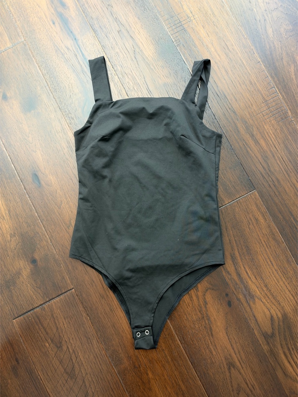 Black square neck Bodysuit Like New